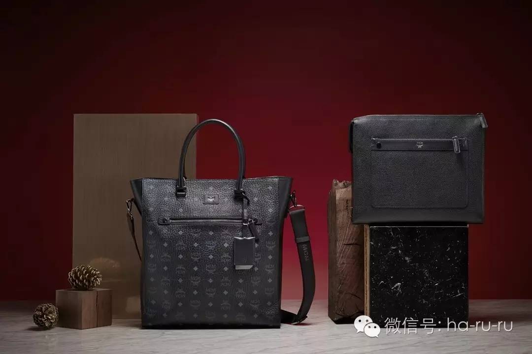 mcm的包包应该怎么搭配,mcm包包穿搭