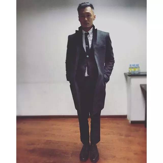 男人腿粗怎么减肥最快,腿超级粗的男生怎么减