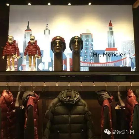 高级感户外橱窗,户外品牌橱窗