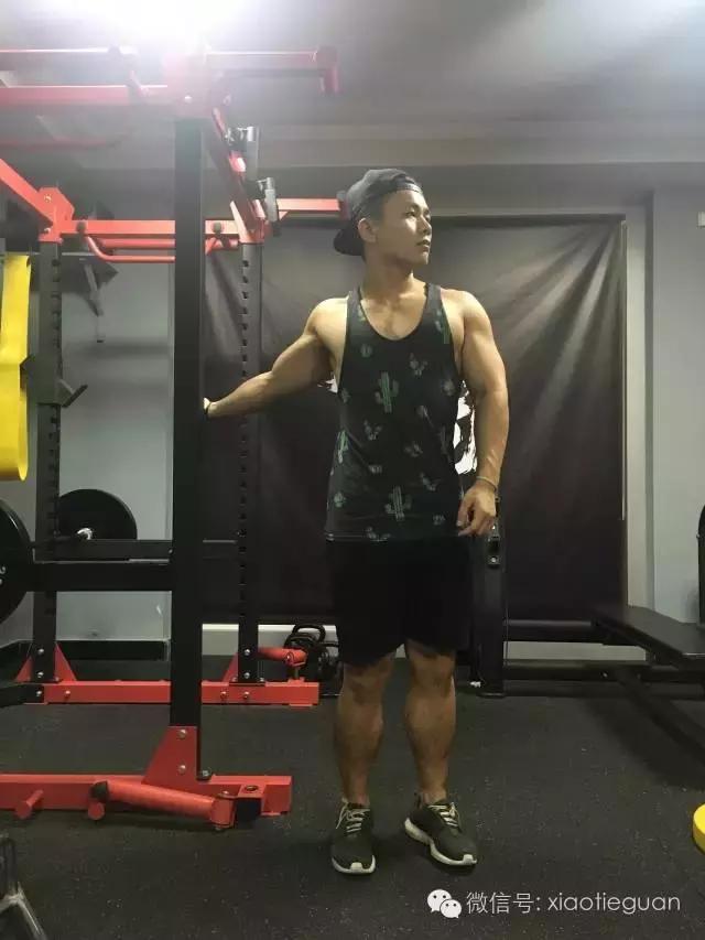 如何一招解决含胸驼背,含胸驼背解决思路