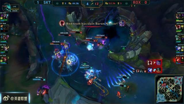 主播炸了艾希穿云箭,rox打skt艾希神箭现场反应
