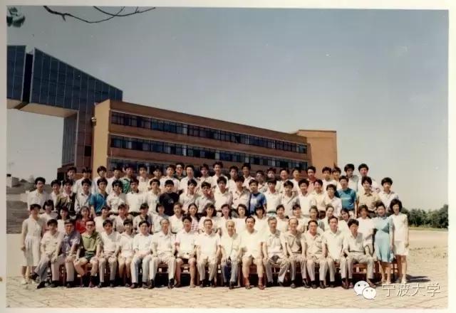 这个地方30年前真的很繁华,宁大回忆