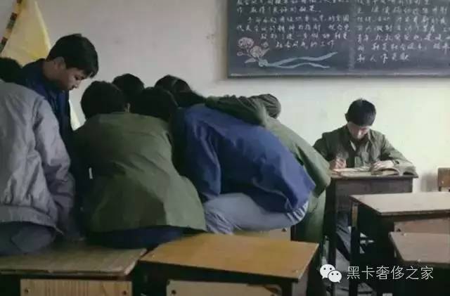 那个年代没有YSL，我们也很时髦