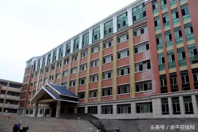余干实验小学在哪,余干县第三小学会搬迁吗