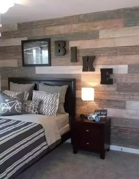 老房子铺什么地面省钱又实用,自建房木板上面铺什么好看