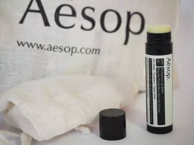 唇膏不掉色不沾杯推荐,唇膏不变色好物推荐