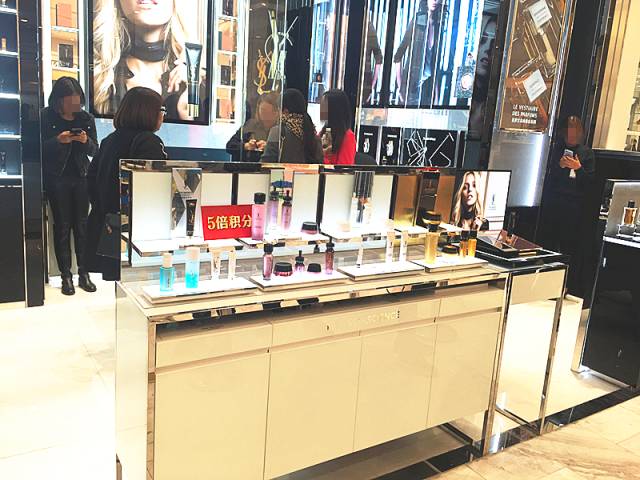 天津YSL彩妆专柜在哪,天津ysl口红专卖店