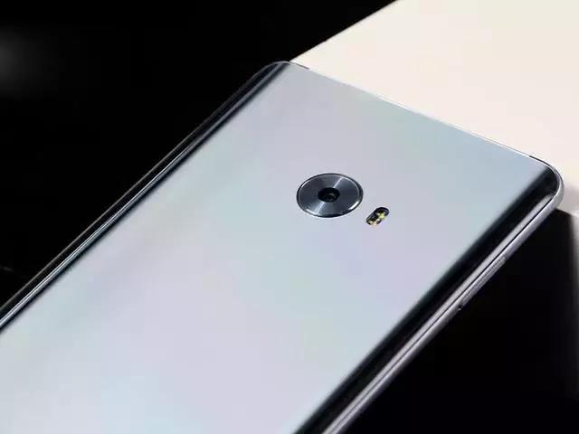 mate9高配现在是否值得买,华为mate9和r9s哪个好