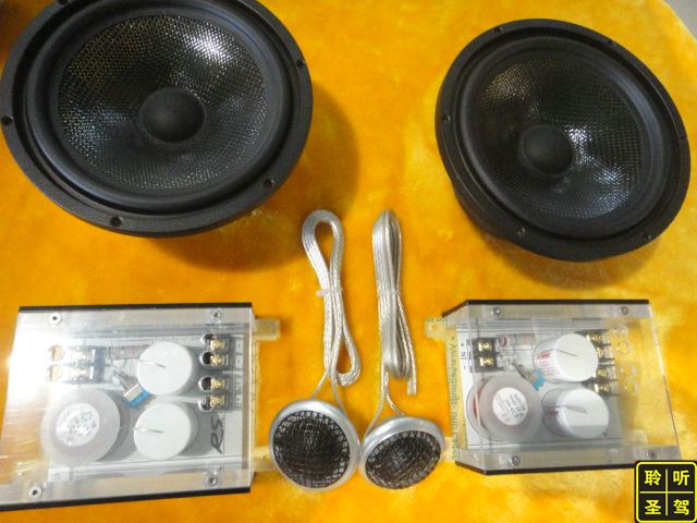 几百万豪车的原车喇叭又长什么样子呢？欢迎吐槽