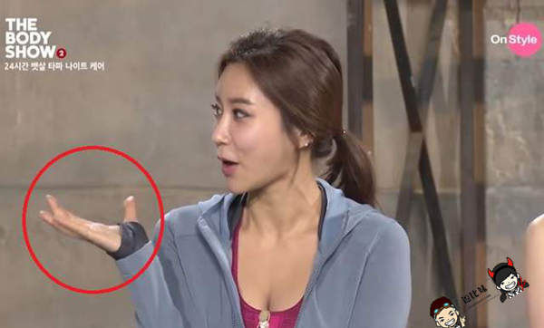 减肥大法女生,减肥的王牌动作1天30个