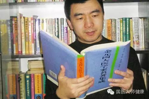 人老了一身病怎么办,老年人长期跪膝的好处