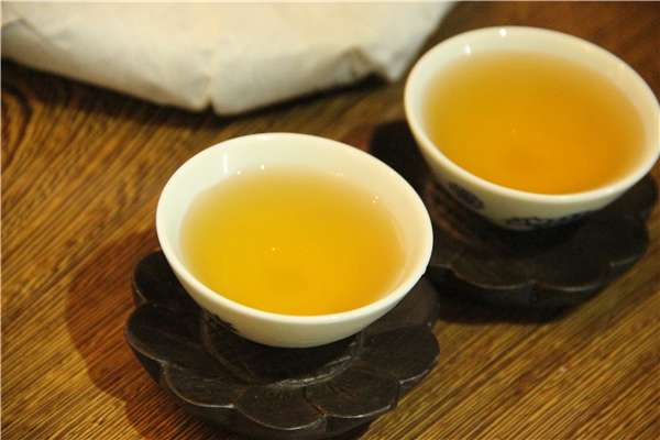 普洱茶手工杀青正确方法,普洱茶高温杀青和低温杀青的区别