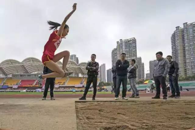 上演不一样的速度与激情,上演了现实版的速度与激情