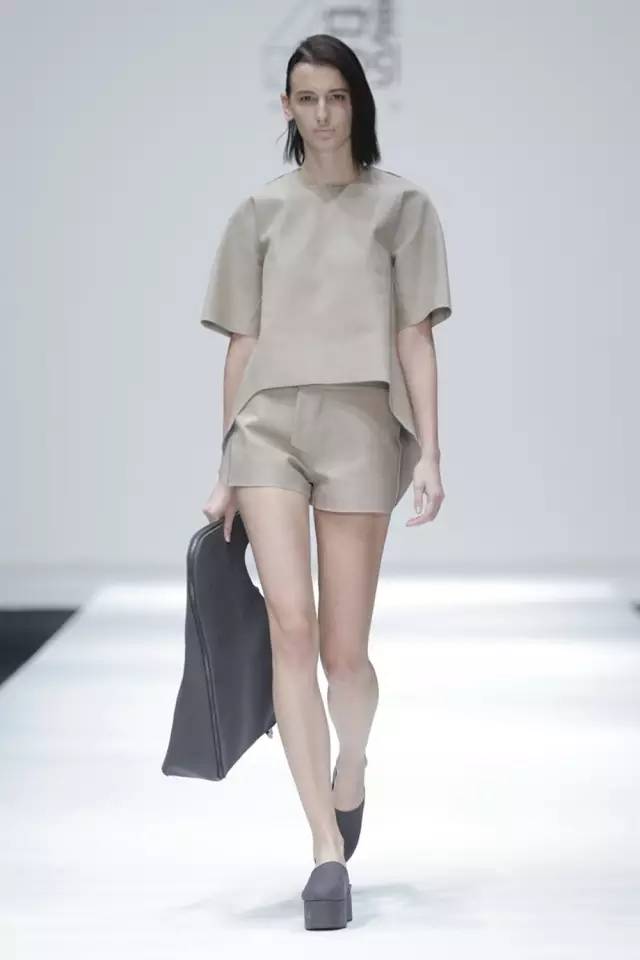 时装周特辑|Day6哇吲、LENGTHEN、陈闻、爱慕，总有一场秀打动你！