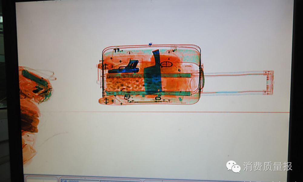 你知道你和行李经过安检时，电脑上会显示什么吗？