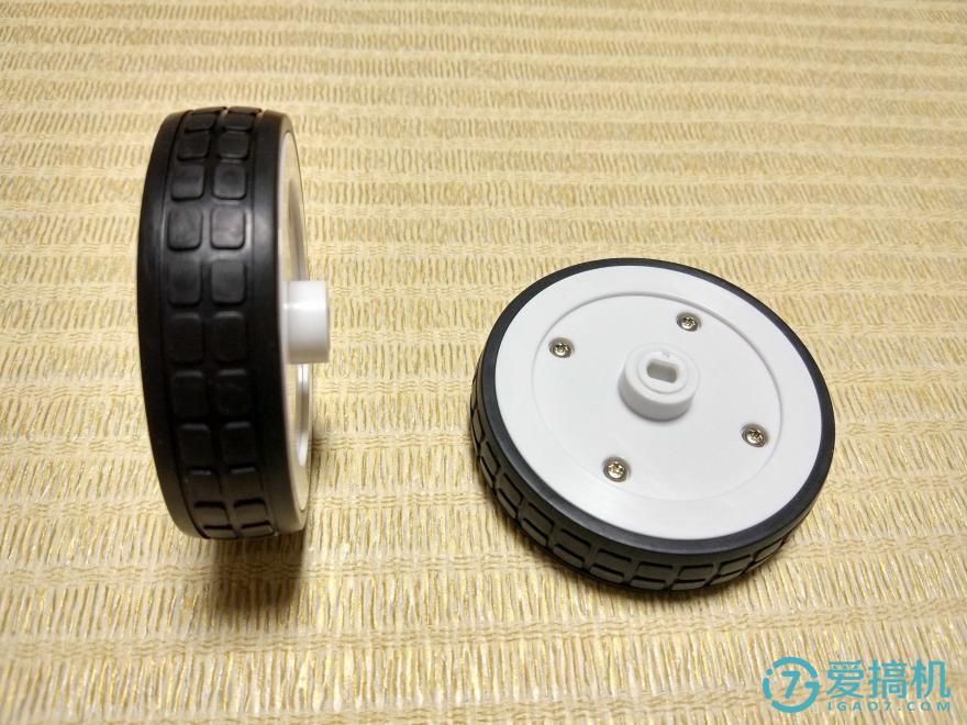 动脑机器人,机器人动手又动脑