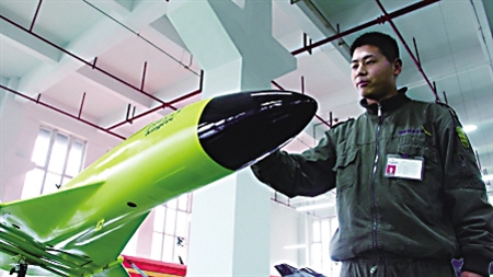 无人机飞手真实待遇,月入一万养得起车吗