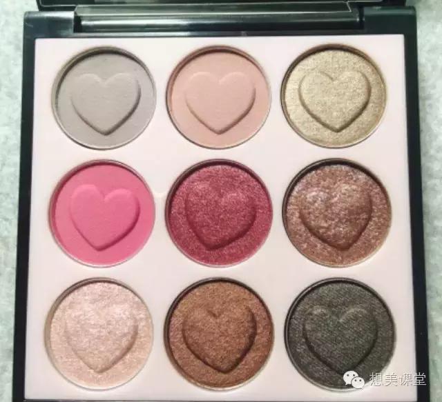 眼影用红色和复古红怎么画出眼影,想要温柔的眼妆选什么色系的眼影