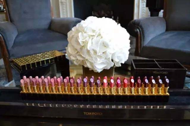 ysl口红1996方管圣诞款 (圣罗兰ysl方管星辰口红)