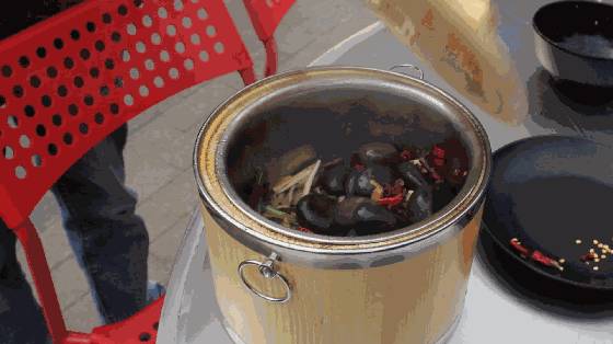 正宗西昌烧烤,喝酒吃肉看电影,关键人均才50~