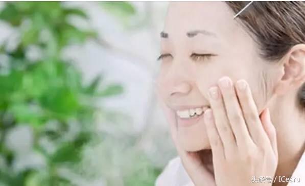 改善干燥滋润肌肤锁水保湿,夏季皮肤如何保湿锁水护肤