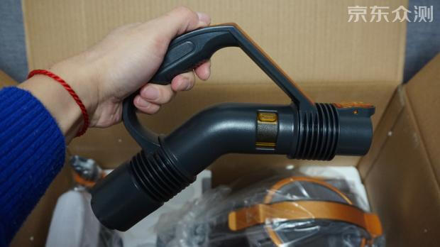 小狗吸尘器d9005价格,小狗d9002吸尘器清理