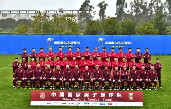 国足生死战！里家军433阵型VS卡塔尔男足541阵型