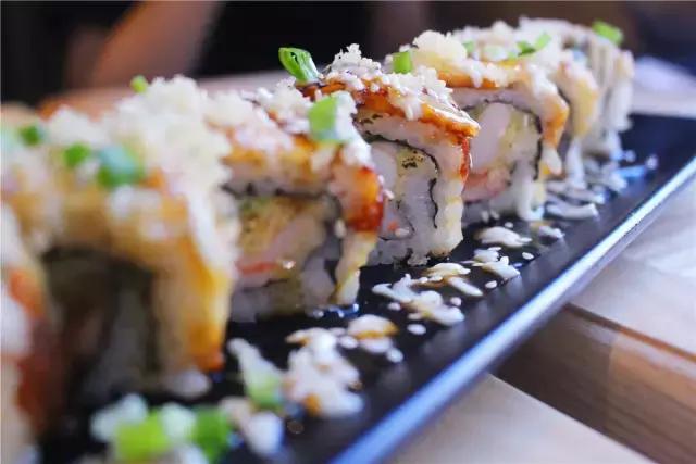 潮牌大叔开在厦门的平价日料店！吃一碗来自墨尔本の销魂牛舌饭~