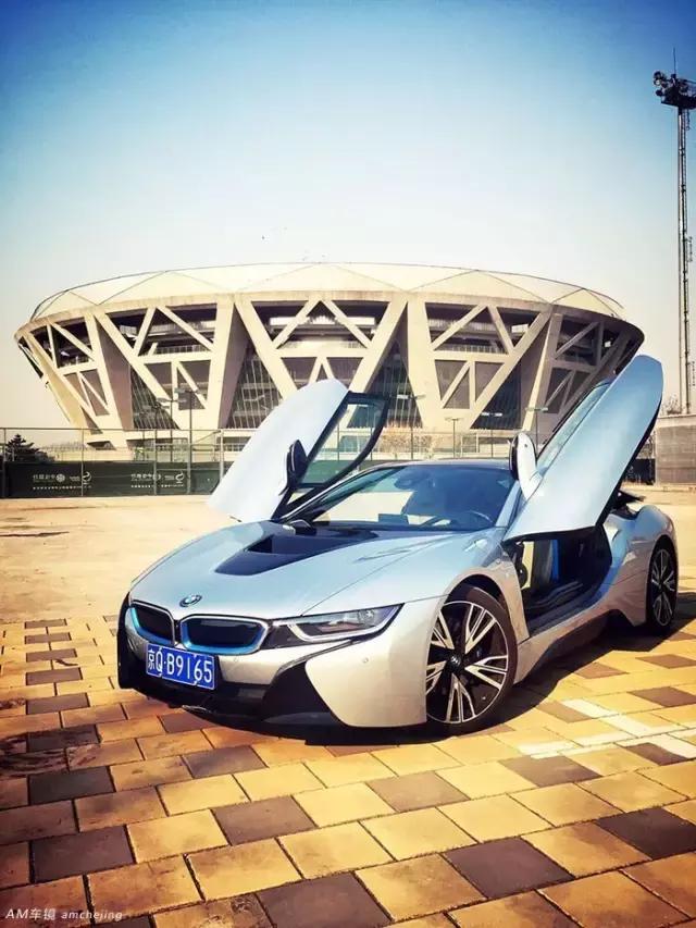 宝马i8的试驾,超跑宝马i8