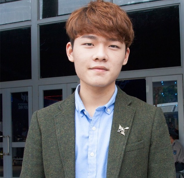 lol狮子狗真实视频,国服第一狮子狗全局