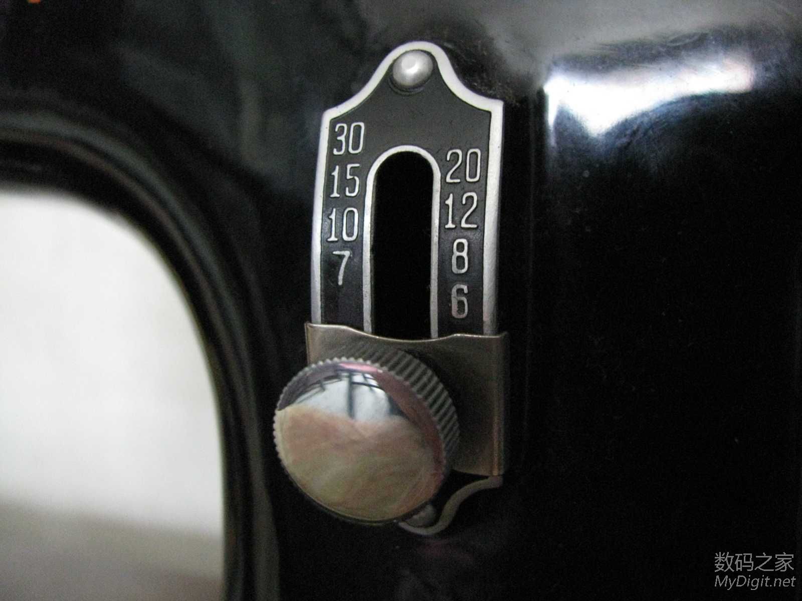 65年生产的双人牌脚踏缝纫机