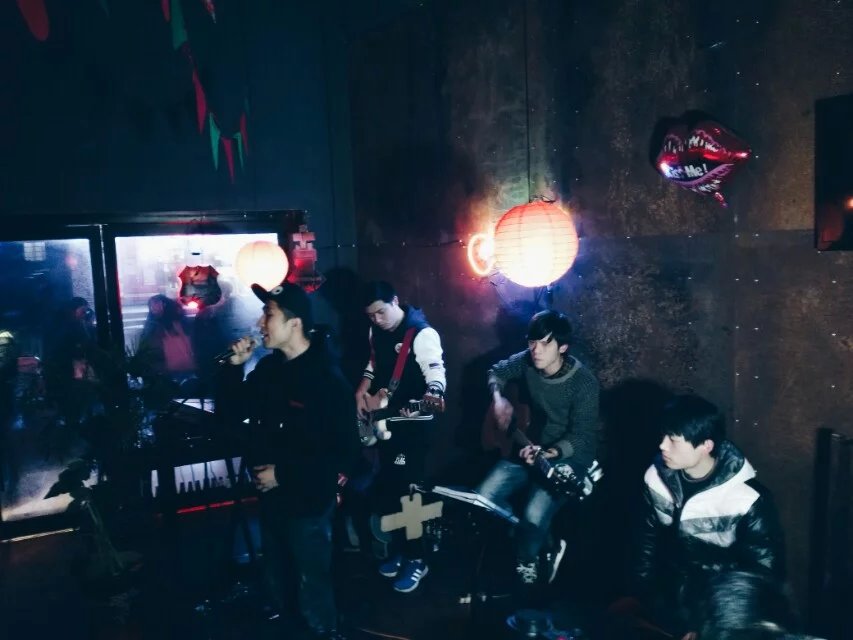 鎳掍汉寮瑰敱姝屾洸,鎳掍汉寮瑰敱