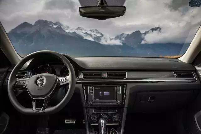 从顶部看一汽大众蔚领,大众蔚领还出新车吗