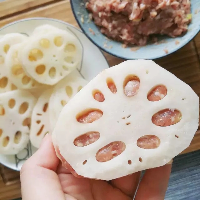 焱鱼好像中了一种“毒”给你咔嚓一下的美食体验