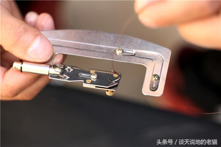 鱼钩最牢固的绑钩方法视频,钓鱼教程简单方便的绑鱼钩方法