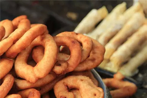 尼泊尔这个国家最喜欢吃什么 (西藏的尼泊尔美食)