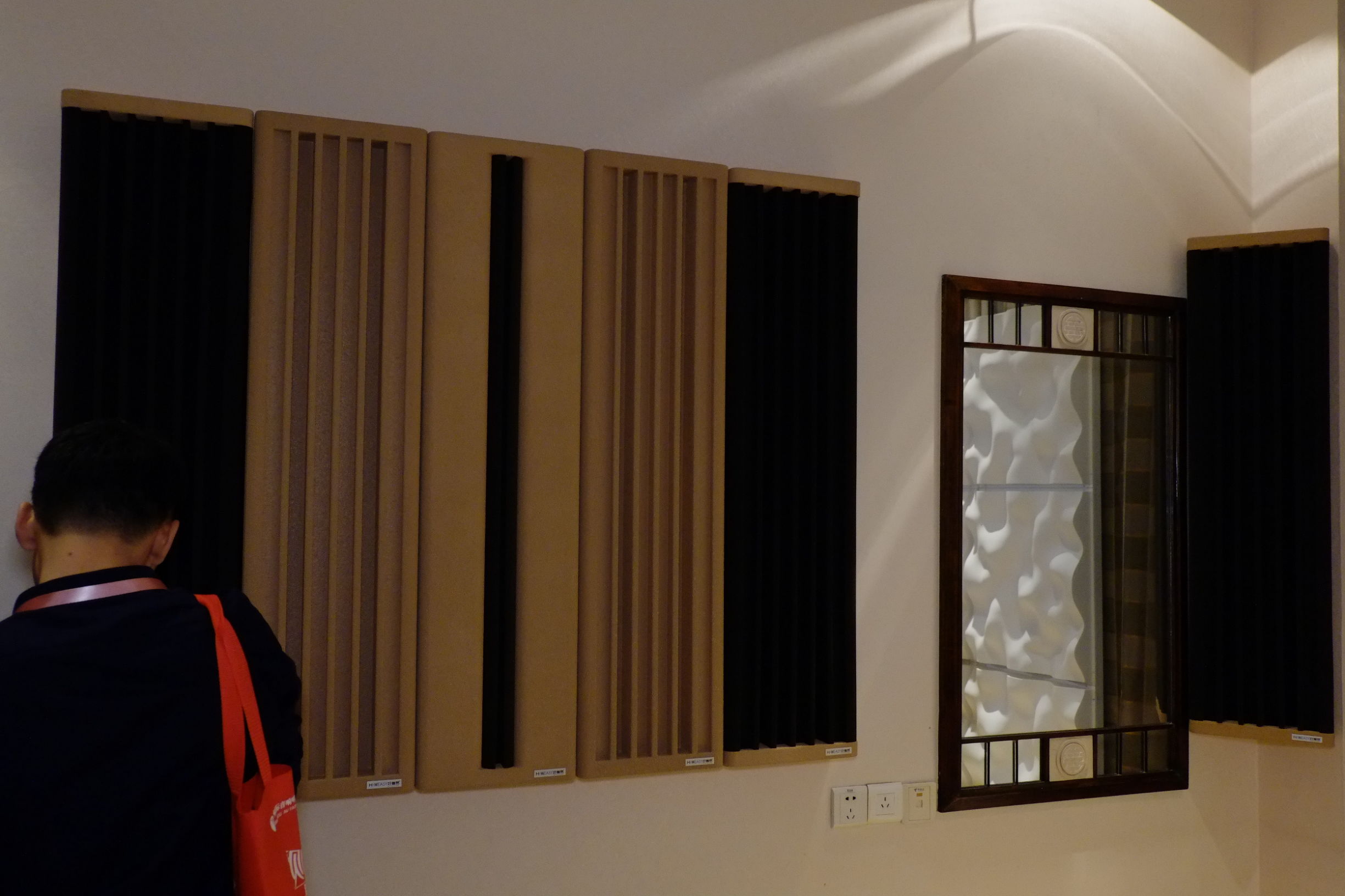 世界顶级音响博览会,世界顶级汽车音响展