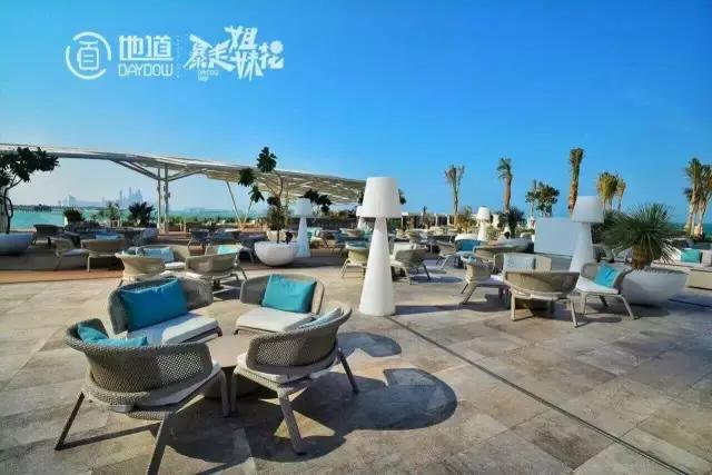 别以为迪拜有多好,在迪拜真的有黄金跑车吗