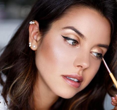 油性皮肤最爱脱妆像大花脸,2个不脱妆的小妙招收好喽