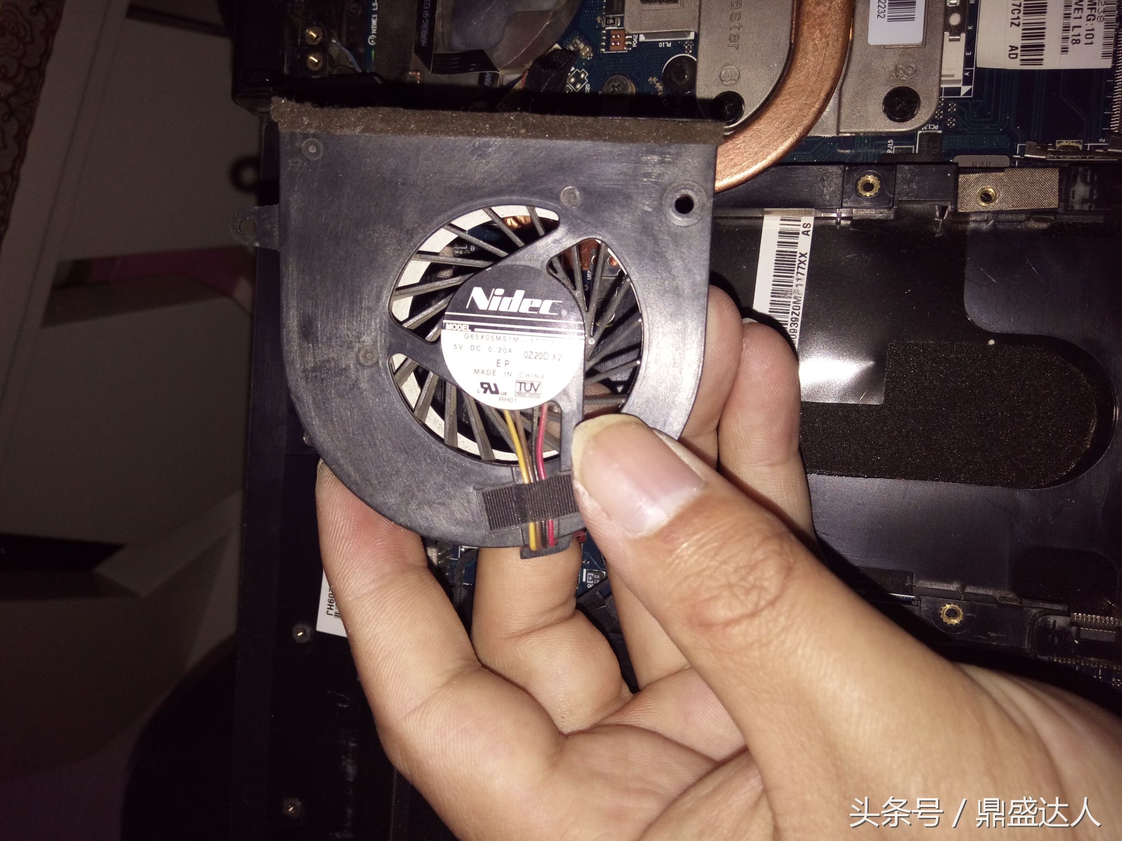 联想g460屏幕排线,拆联想g470笔记本电脑