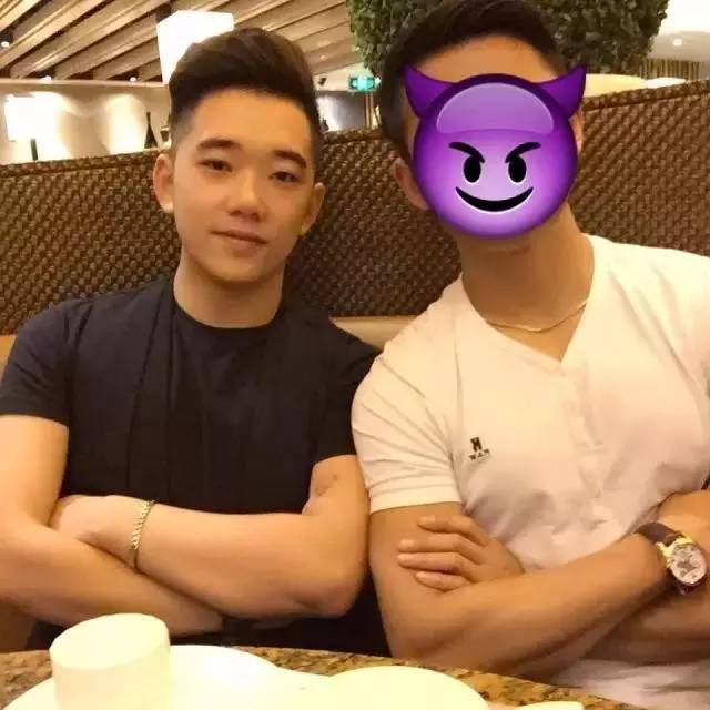 穷游小伙穷游西藏身体终于累垮,10年前穷游西藏