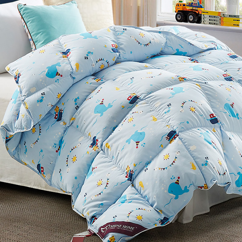 保暖吸湿透气的优质加厚羽绒被