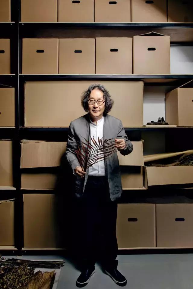 徐冰宏大系统殉道者