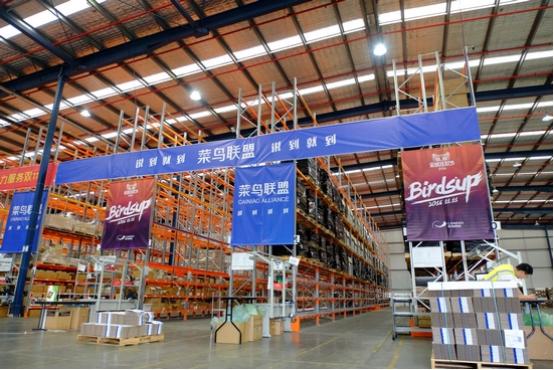 西班牙人第一次来中国被震撼,西班牙万人抢购中国货