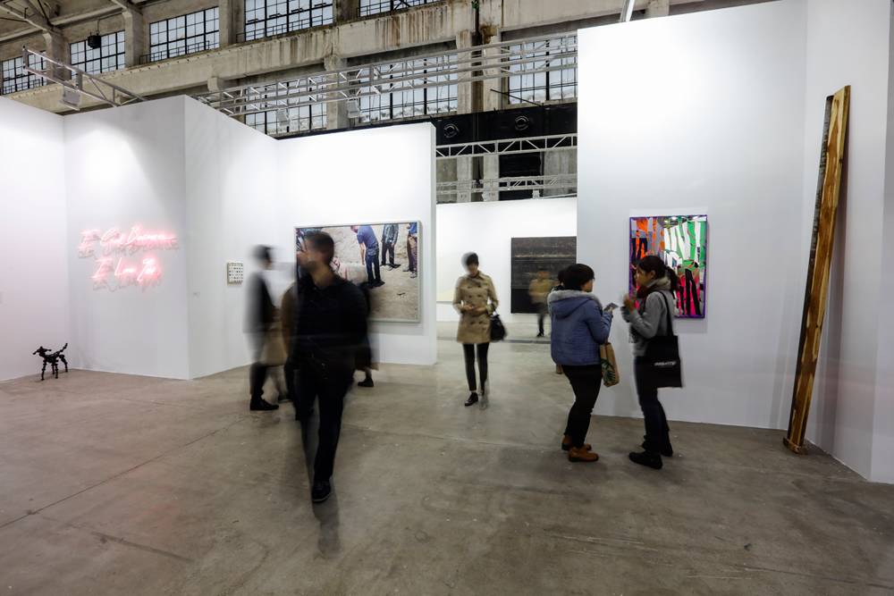 真名媛就是留下爱马仕的钱任性滴买艺术品|时空任意门