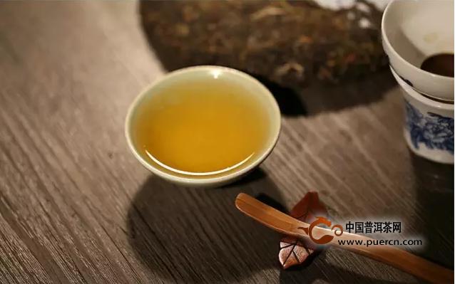 什么是普洱茶的喉韵,普洱茶的喉韵有什么特点