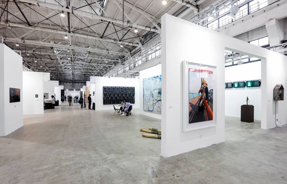 真名媛就是留下爱马仕的钱任性滴买艺术品|时空任意门