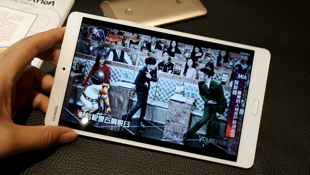 华为平板m3几时出来的,华为m3平板和m3青春版有什么区别