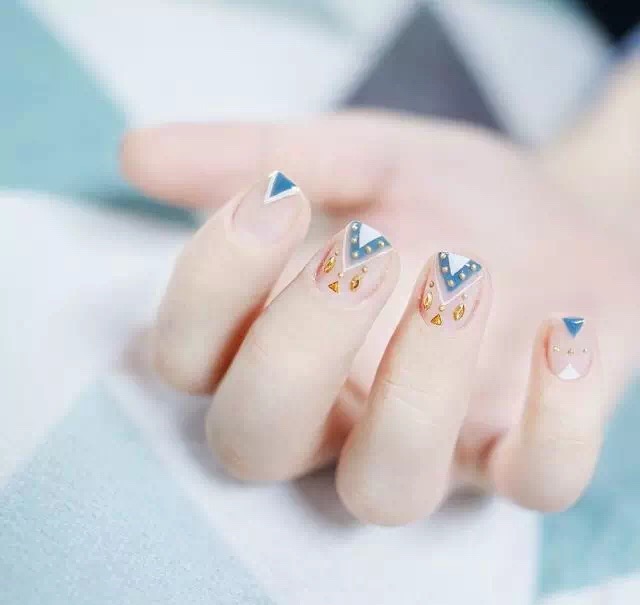 胖手显白简单美甲,短胖手适合做什么美甲