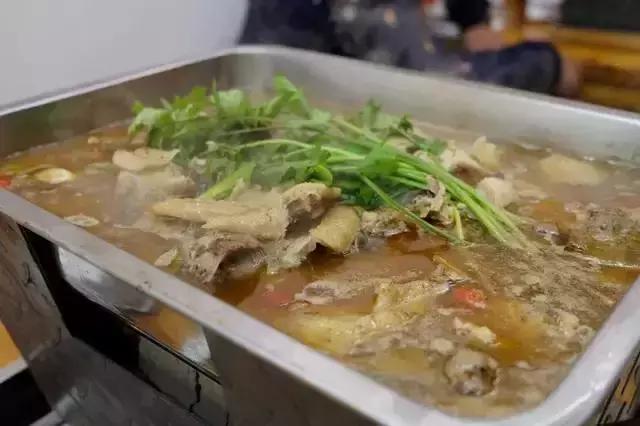 马鞍山小板凳火锅绿洲花园店,马鞍山小板凳火锅团购